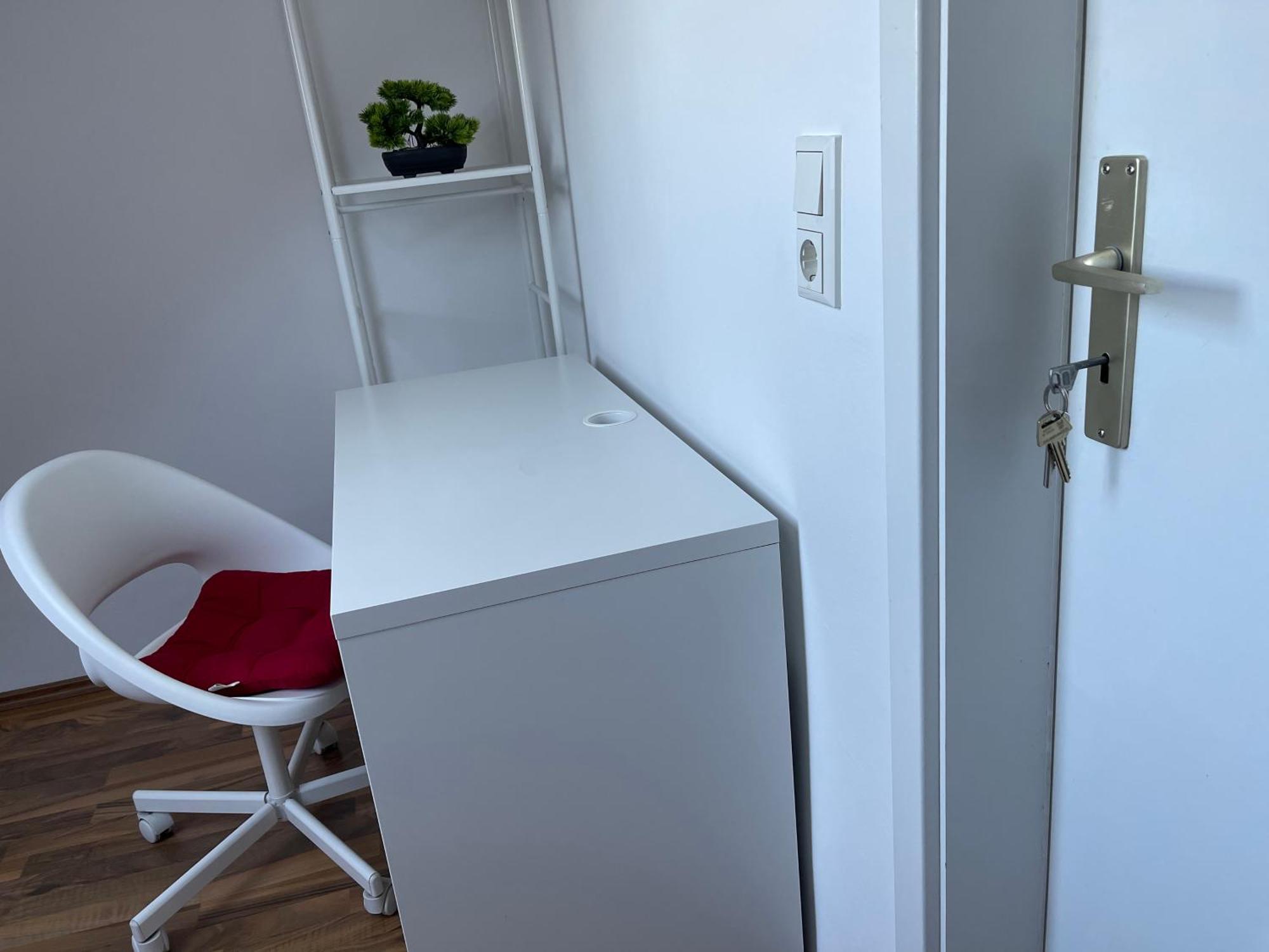 Geraeumige 3-Zimmer-Ferienwohnung Im Herzen Von Cassel Extérieur photo