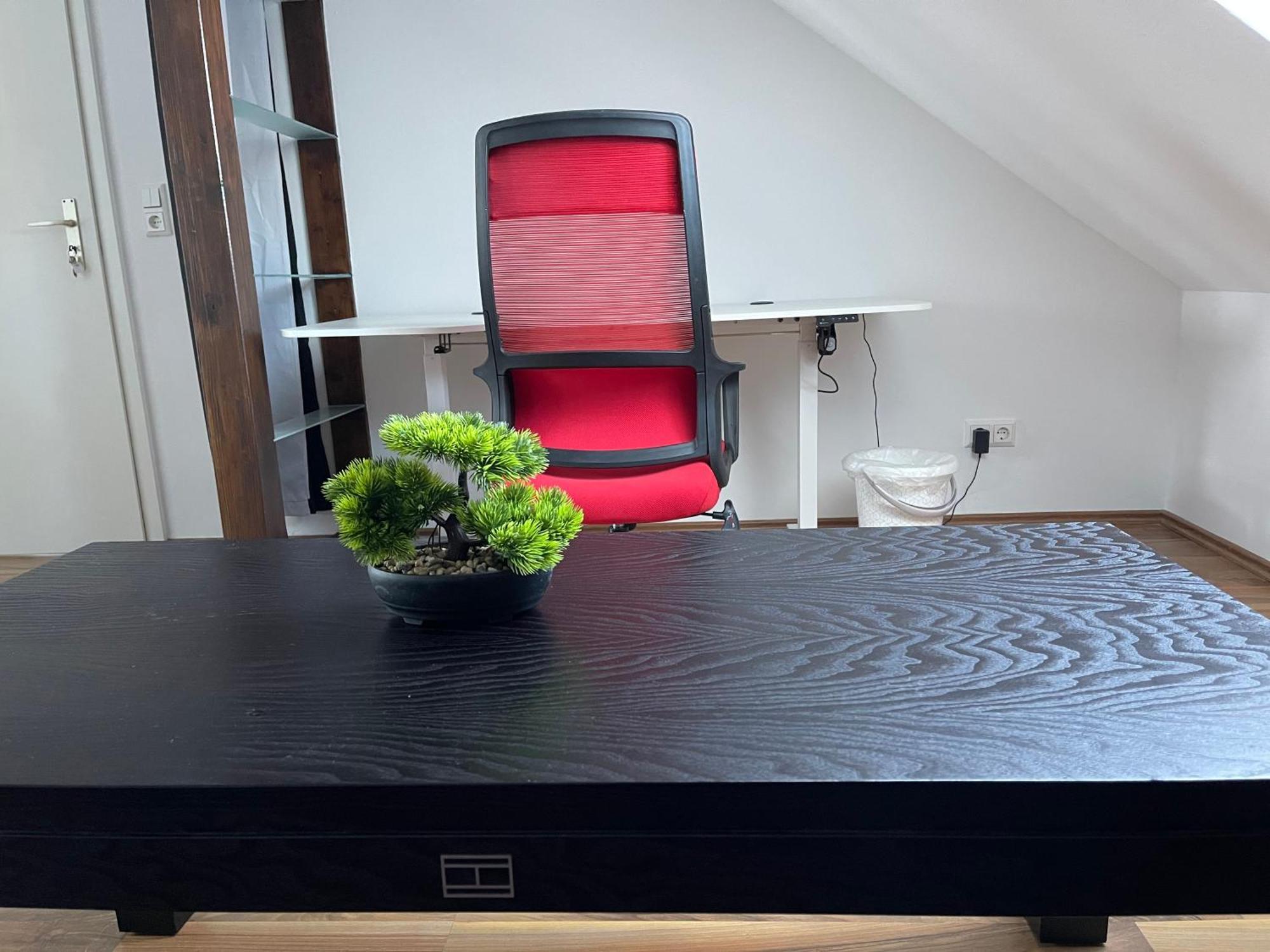 Geraeumige 3-Zimmer-Ferienwohnung Im Herzen Von Cassel Extérieur photo